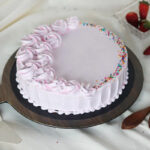 Pastel Cream Strawberry Cake
